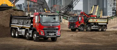 Sivyer Trucks in front of london skyline