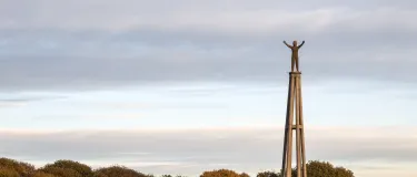 Hope Sculpture Steuart Padwick in Glasgow © Keith Hunter Photography