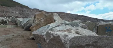 Glensanda aggregate close up within quarry