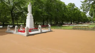 War Memorial at Benfords embankment area