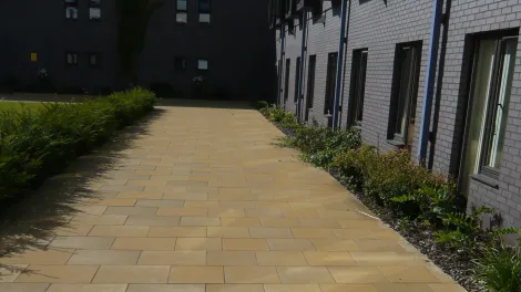 Stonemaster flag paving buff application 