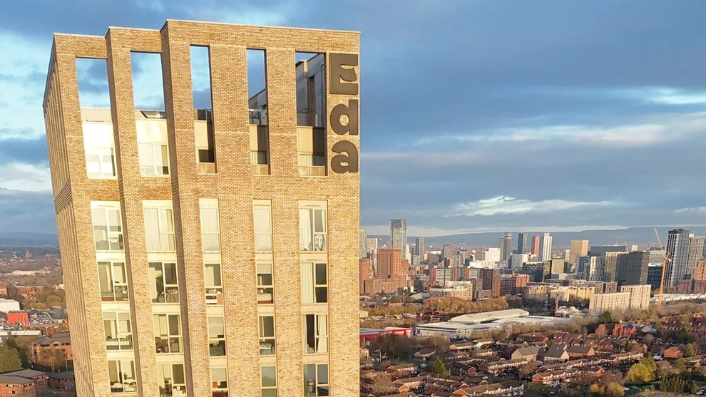 An aerial view of the Anchorage Gateway development in Salford which was built using HOlcim UK dry silo mortar