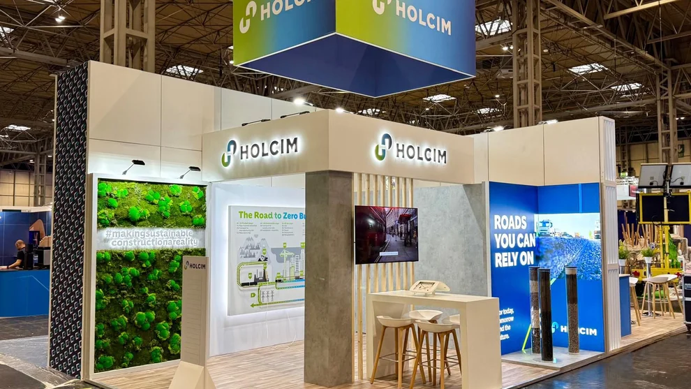 holcim-stand-at-highways-uk.jpg