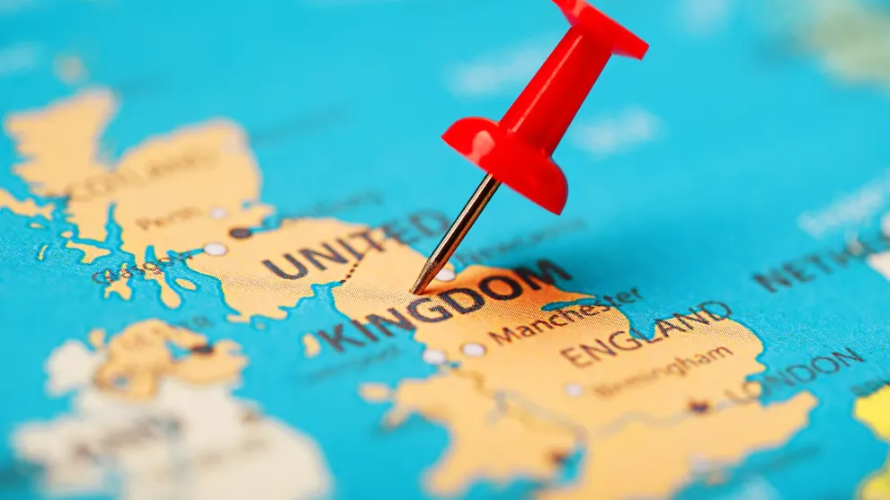 Map of the UK with a red pin in it