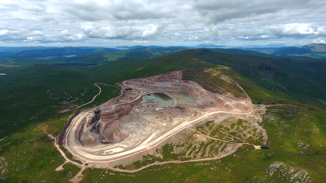 An aerial view on Glensanda Aggregate Plant 