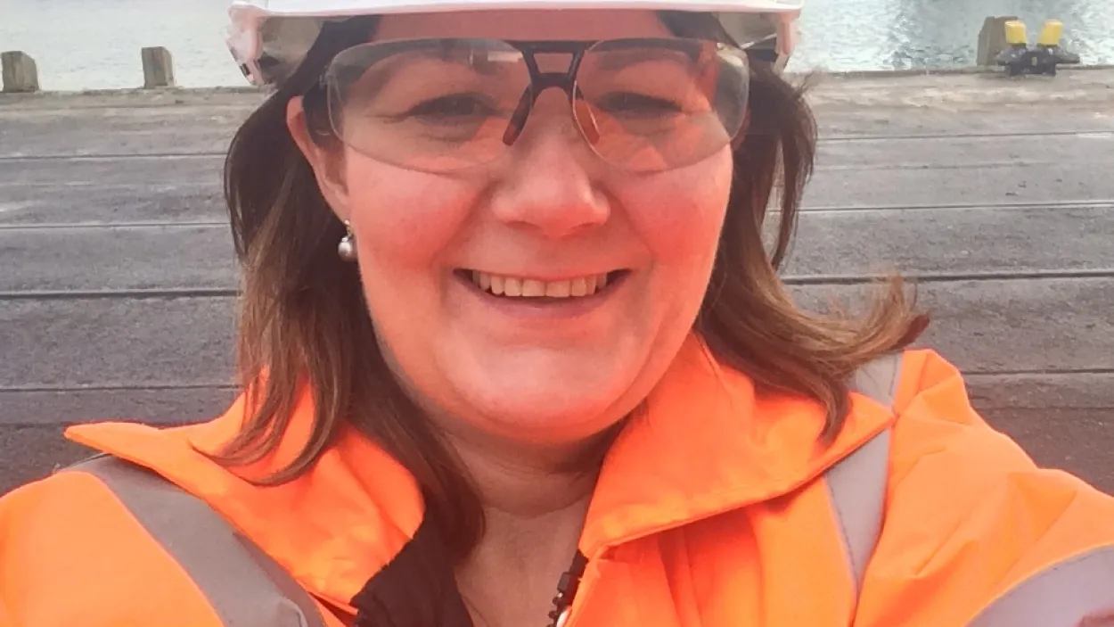 Anita Chesteron in high viz PPE