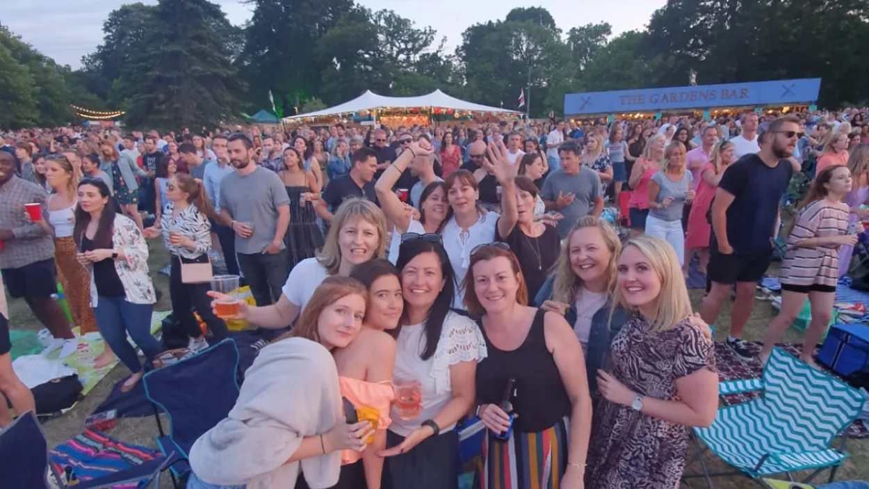 Kelly Lowe with friends