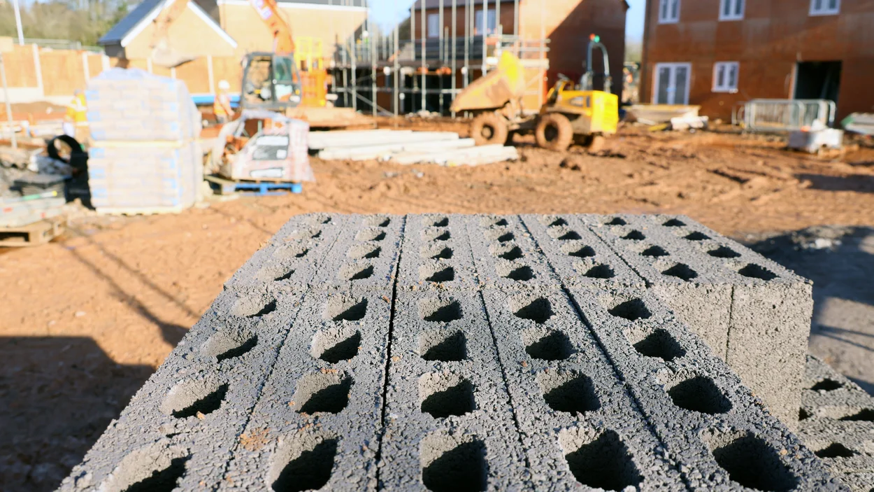 star-performer-on-building-site.jpg