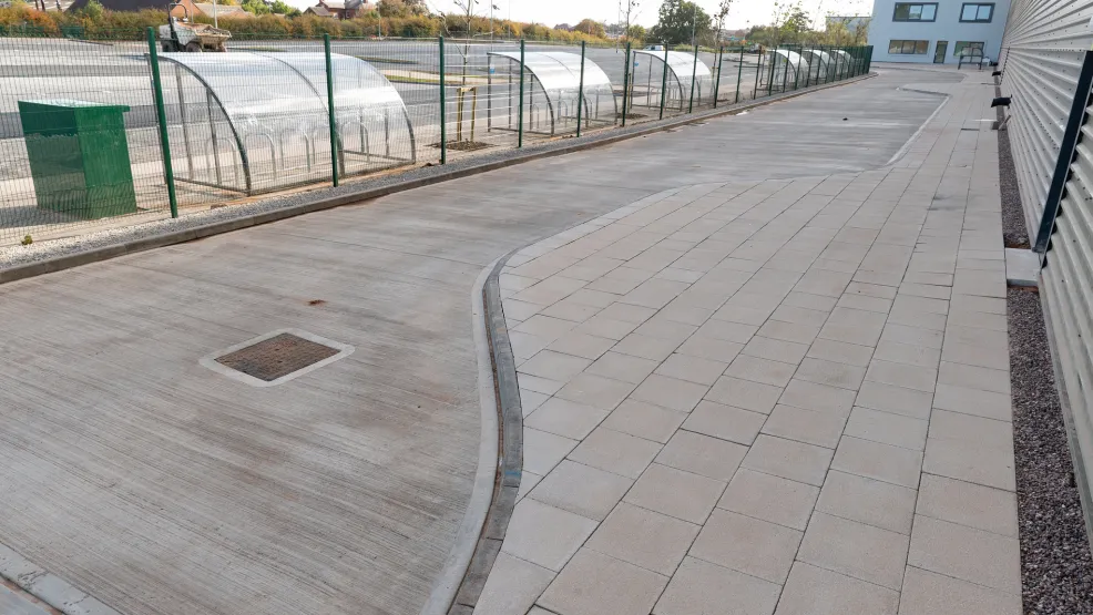 Linear slot drainage and paving at Pets at Home