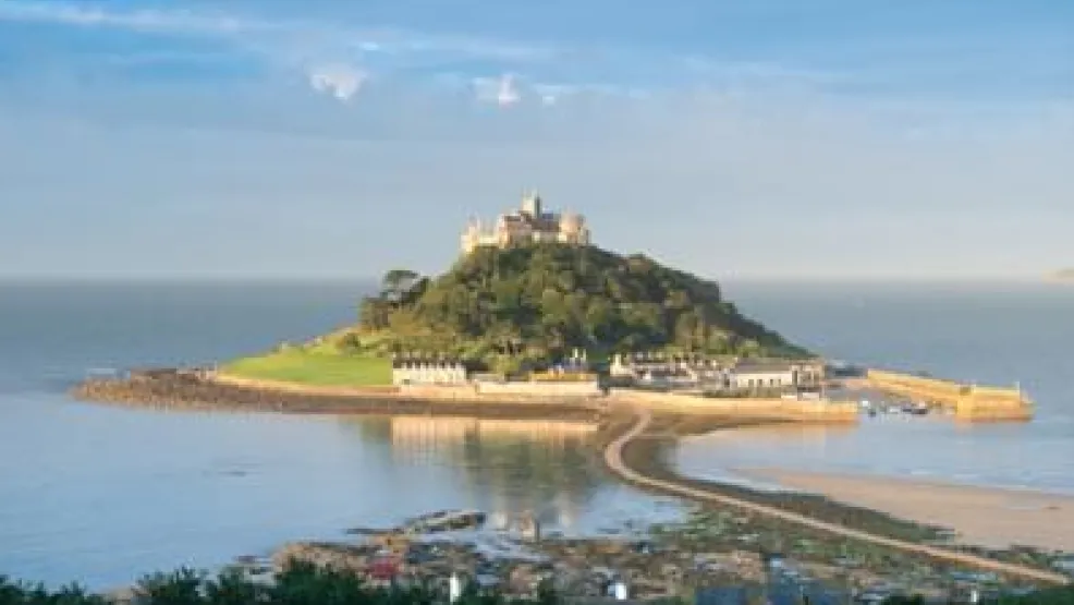 st-michaels-mount-cornwall-aiuk-box-slider image-1.jpg