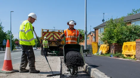 Express Asphalt road reinstatement works for you web header.jpg