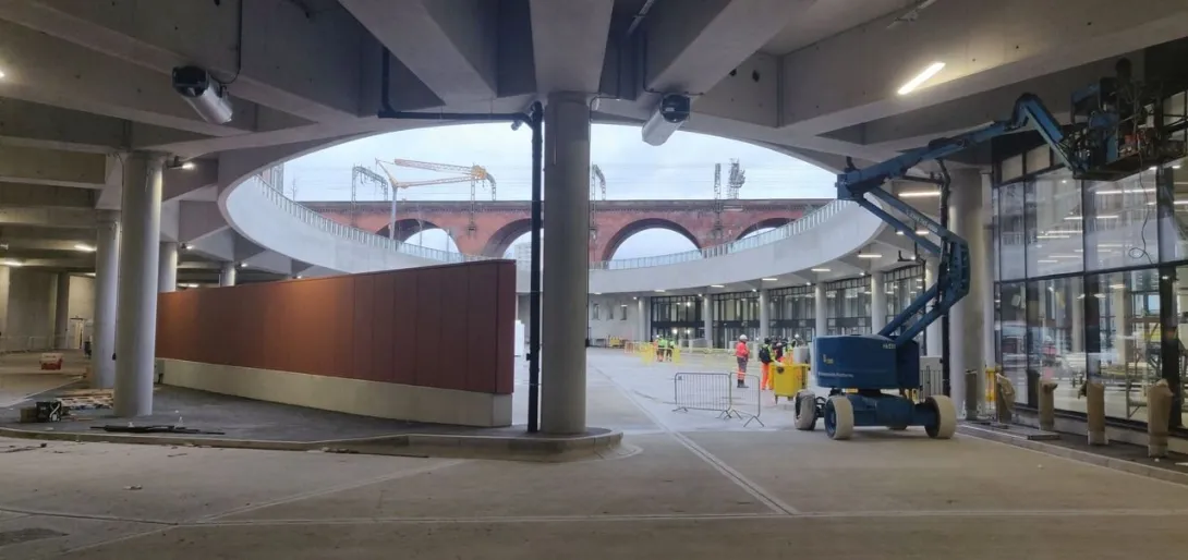 Work progressing at Stgockport Interchange which Holcim supplied low-carbon concrete to 