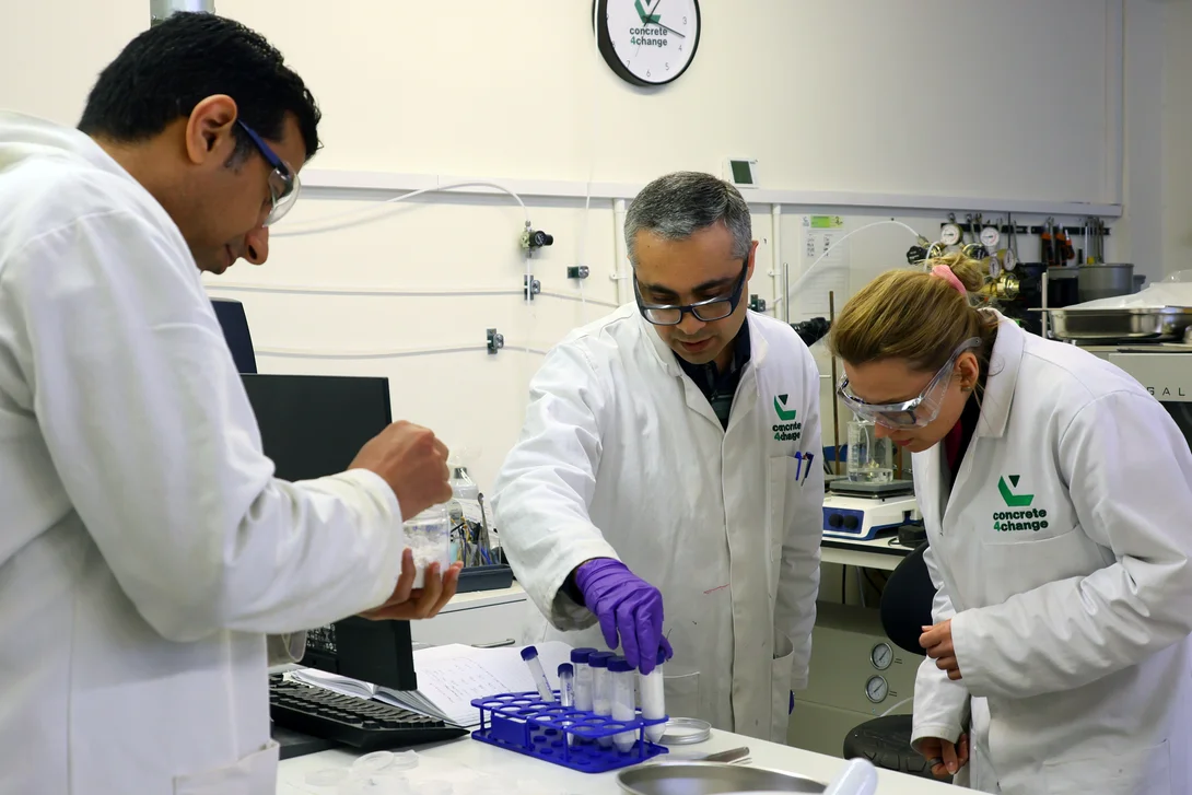 Holcim's Veronika Elfmarkova examines samples in Vateris UK lab